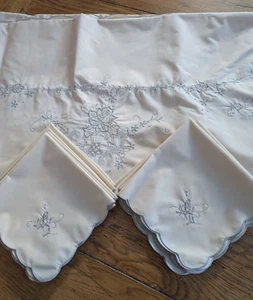 Vtg Tablecloth and 12 Napkin Set Grey Embroidery on Cream Ivory Linen 114" x 64" - Picture 1 of 14