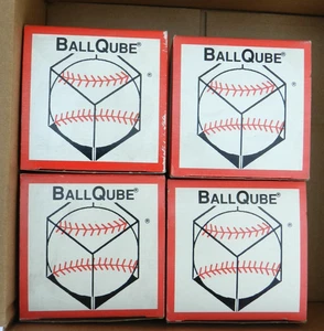 4 supporti da baseball BallQube nuovi di fabbrica in scatola, lotto di quattro nella scatola - Foto 1 di 1