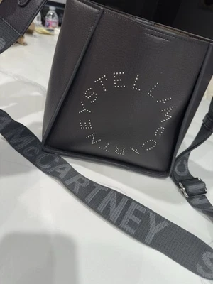 Bolso Stella McCartney Stella azul claro, correa ajustable con logotipo Foto 1 de 4