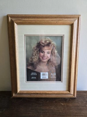 Marco de madera ancho marrón claro con galería de arte mate y vidrio Shabby Chic  Foto 1 de 4