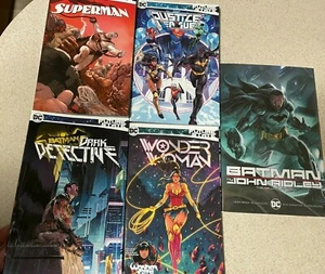 4 Future State TP e Batman di John Ridley HC - Foto 1 di 11