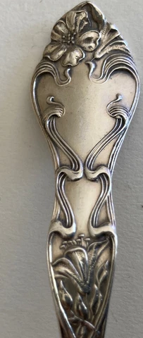 Antique Victorian 1902 Sterling Silver Lily Art Nouveau Cream Sauce  Ladle Cover