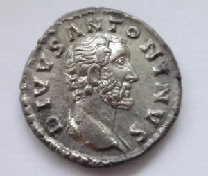Römisches Reich. Divus Antoninus Pius. Gestorben 161 n. Chr. Weiheausgabe. AR. Denar - Bild 1 von 4