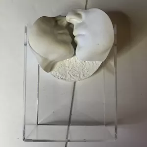 Escultura de yeso/lucite John Cutrone Tenderness Austin Production 1983 de colección - Imagen 1 de 3