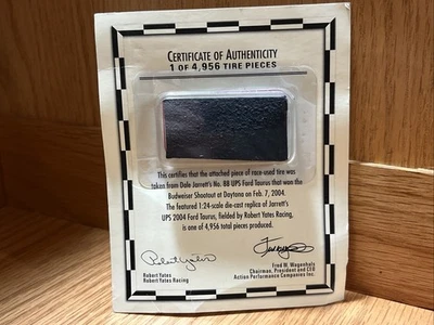 Auténticas piezas de neumáticos Ford Taurus Dale Jarrett #88 Robert Yates Racing, UPS 2003 Foto 1 de 4