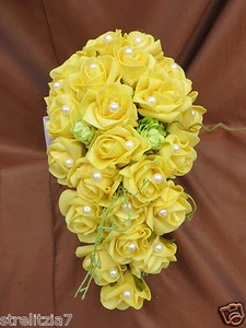 83. Exclusiver Brautstrauß Strauß Rosen Perlen Hochzeit Werfstrauß - Bild 1 von 3
