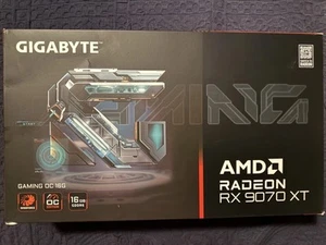 Carte graphique Gigabyte Radeon RX 9070 XT GAMING 16 Go OC - Photo 1/4