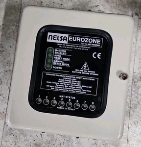 Centralina di sicurezza NEZ 4000/SM2 Nelsa Eurozona - 2 disponibili! Pulito e testato! - Foto 1 di 1