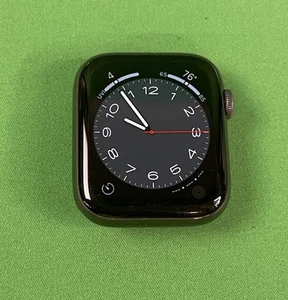 Apple Watch Series 5 44mm 32GB GPS Space Gray Aluminum A2093 (MWT52LL/A) - Zdjęcie 1 z 12