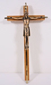 Modern Cast Metal Bronze Tone Oak Wood 3D 12” Vtg Mod Crucifix - Picture 1 of 12