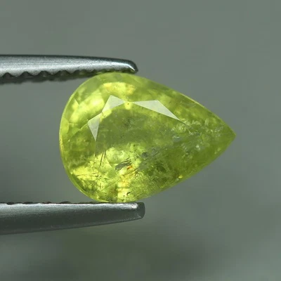 1,20 Cts_El mejor color_turmalina verde amarillenta 100 % natural sin calefacción Foto 1 de 3