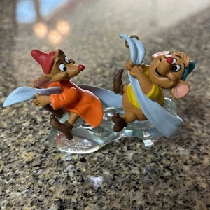 Hallmark Ornament Disney Cinderella Gus And Jaq Mice 1997 Glass Slipper NO BOX - Picture 1 of 3