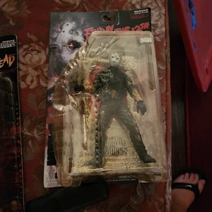 McFarlane 1998 Toys Friday The 13th Jason Voorhees Action Figure - Picture 1 of 8