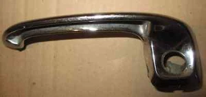 Poignée de porte FABI 12486 pour Citroën DS ? Peugeot ? Renault ? - Picture 1 of 4