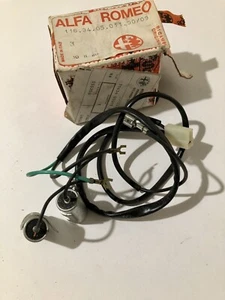 Alfa Romeo (Alfa GTV 6). Condensatori. B1 - Picture 1 of 4