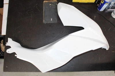 Honda PCX 150 2022 | cubierta, R. FR. LADO | CARENADO DELANTERO DERECHO Foto 1 de 4