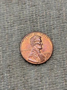 1999 D Lincoln Penny Close AM, Red Rainbow Hue - Picture 1 of 17
