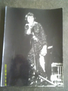 2 FOTOS JOHNNY HALLYDAY UNBEKANNTE HERKUNFT - Bild 1 von 3