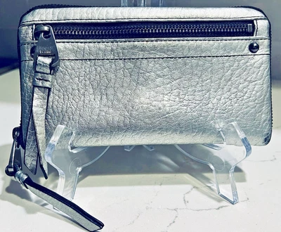 Organizador de carteira prata metálico com zíper ao redor de couro Perlina Nova York *LEIA - Imagem 1 de 4