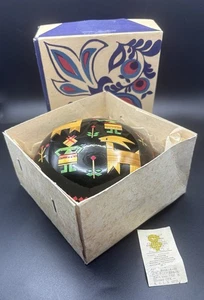 VTG Russian Cybehip Round Black Lacquer Box Straw Inlay New in Box - Picture 1 of 11