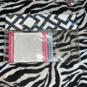 Kosmetiktasche transparent und blau "STUFF" - Bild 1 von 2