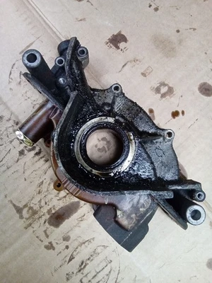 90-96 Nissan Z32 300zx Vg30de Oil Pump Vg30 - Image 1 of 4