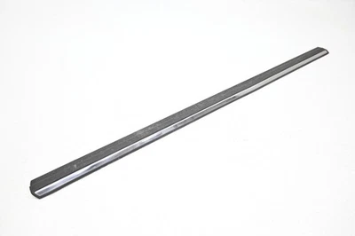 ⭐ 87-94 Bmw E32 7 系列前左侧外门成型条装饰 Oem — 第 1/4 张图片