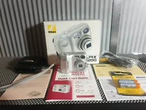 Nikon Coolpix 2200 Compact Digital Camera Silver - 20 Megapixels - Picture 1 of 7