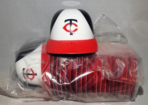 Lot of (20) MINNESOTA TWINS Ice Cream SUNDAE HELMET New Baseball Mini Snack Bowl Cover