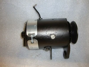 1932 MODEL B 1933 BB 1934 FORD and PICKUP TRUCK 4 CYLINDERS REBUILT GENERATOR - Picture 1 of 3