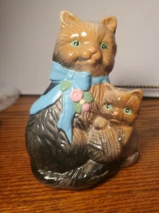Ceramic Tan/Black Vintage Cat With Kitten and ball of Yarn Statue 5.5 inchestall - Picture 1 of 6
