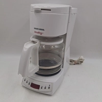 Vintage Black & Decker Versa Brew Plus Coffee Maker DCM1375 12 Cup - Image 1 of 4