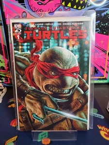Teenage Mutant Ninja Turtles Issue #1 - Lee Bermejo - Cover RI (1:75) - Picture 1 of 1