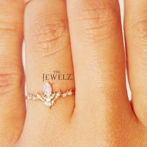 14K Gold VS/F-G Diamond And Opal October Birthstone Crescent Moon - The Jewelz - Picture 1 of 7