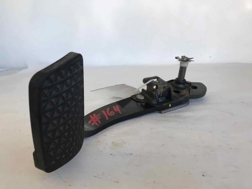 2013 CHEVROLET CRUZE LT педаль тормоза пола стоп ноги в сборе седан OEM 1,4 л - Изображение 1 из 4