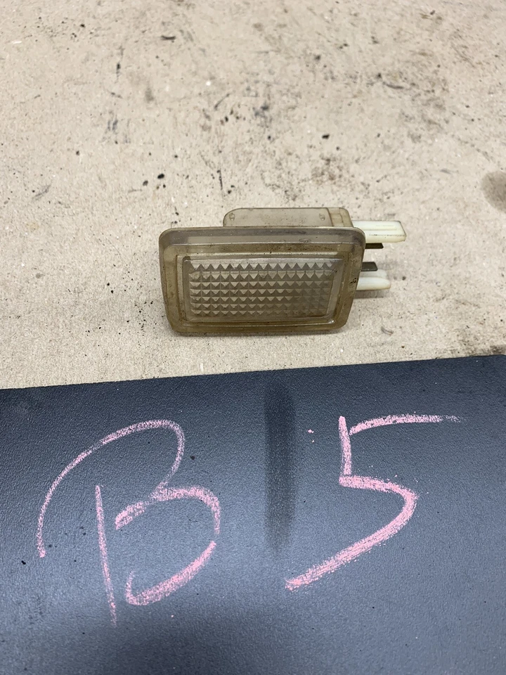 Ford Mustang 1979-1986 Mercury Capri cortesía domo mapa luz lente ligera 79-86 OEM Foto 1 de 4