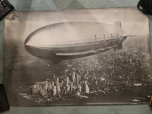 USS Macon Zeppelin sobre Manhattan en 1933 - 24 x 36 copia vintage - Imagen 1 de 6