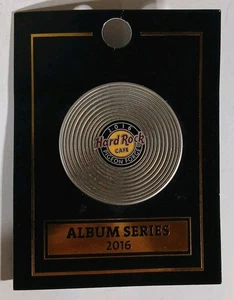 2016 Hard Rock Cafe Taubenschmiede Album Serie Emaille Pin - Bild 1 von 6