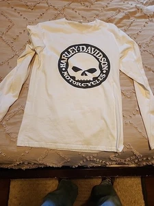 HARLEY DAVIDSON LONG SLEEVE SKULL T SHIRT SZ M WOMENS - Picture 1 of 5