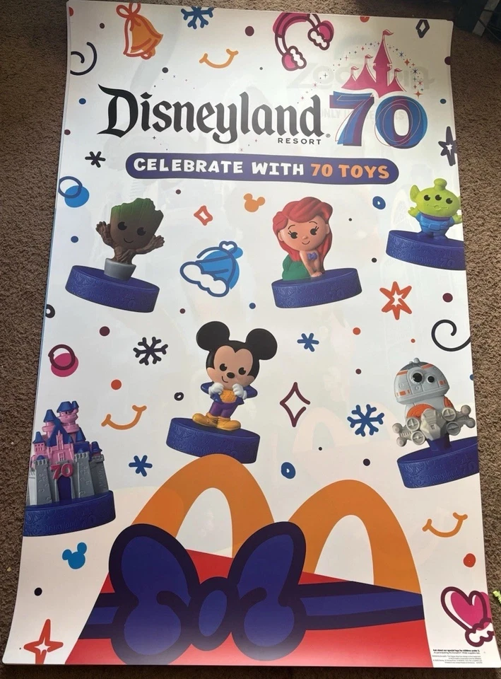 Póster de vinilo McDonald’s Disneyland 70 aniversario 35x55 con colgadores de ventana. Foto 1 de 1