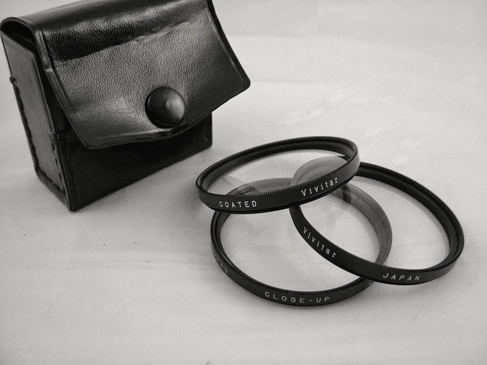 VIVITAR 55MM 3PC CLOSE-UP CAMERA LENS SET (MINT-) - Image 1 of 1