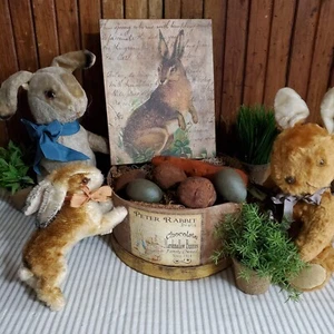 VINTAGE VICTORIAN PRIMITIVE STYLE EASTER RABBIT BUNNY SPRING GARDEN CANVAS SIGN - Picture 1 of 9