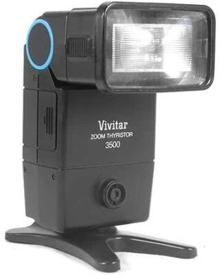 VIVITAR AUTO THYRISTOR 3500 ZOOM HOT SHOE MOUNT BOUNCE DEDICATED FLASH ADJUSTABL - Image 1 of 4