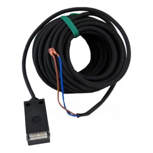 New In Box SUNX GXL-15FUB Inductive Photoelectric Sensor - Picture 1 of 4