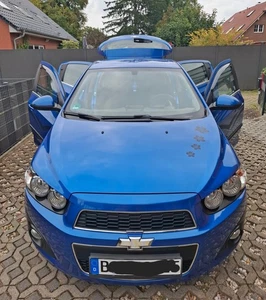 Chevrolet sehr gepflegt mit tüv und wenig Kilometer - Bild 1 von 24