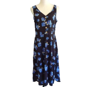 NWT Woman's ININ V-Neck Navy Blue Floral Sleeveless Size M - Picture 1 of 7