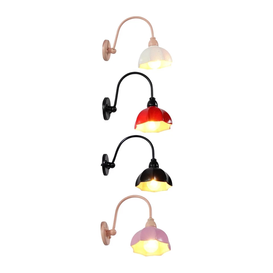 Applique da parete in miniatura per casa delle bambole in scala 1:12, mobili - Immagine 1 di 1