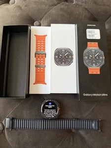 Samsung Galaxy Watch Ultra 47mm LTE Bluetooth SM-L705U Titanium Gray - Photo 1 sur 11