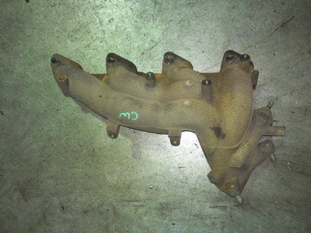 Colector de escape Nissan Caravan Van 2002 14004VW201 [usado] [PA64970537] Foto 1 de 1