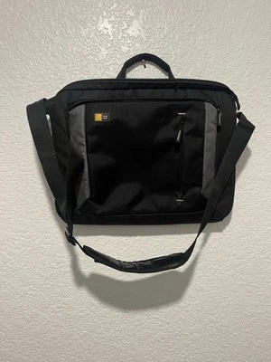 Laptop Bag 17" Carrier Padded Shoulder Strap Black Attache Briefcase Case Logic - Image 1 of 4